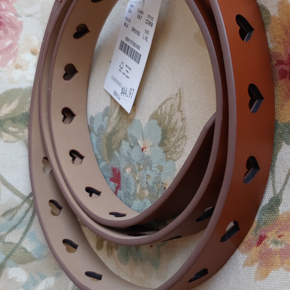 J. Crew Brown Leather Belt with Heart Cutouts Women's size Large/XL NWT - Picture 14 of 17